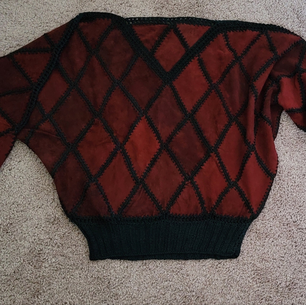 Burgundy real suede sweater imported from Turkey